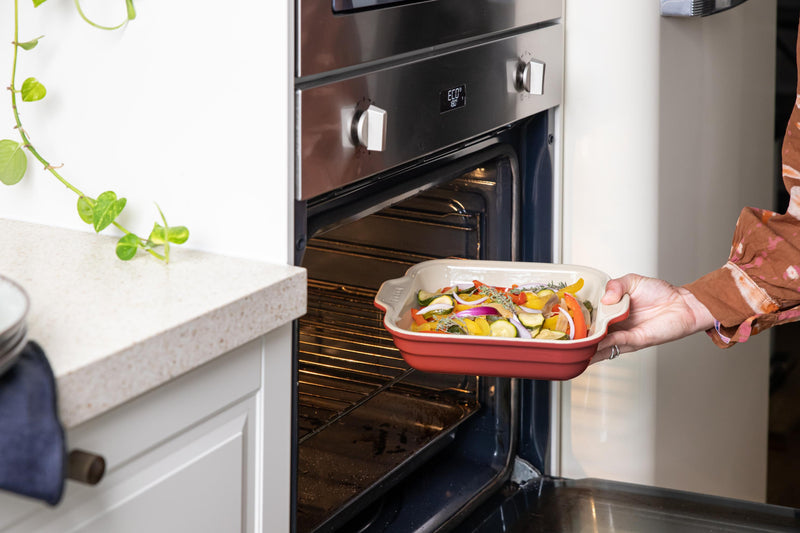 Ceramic oven dish