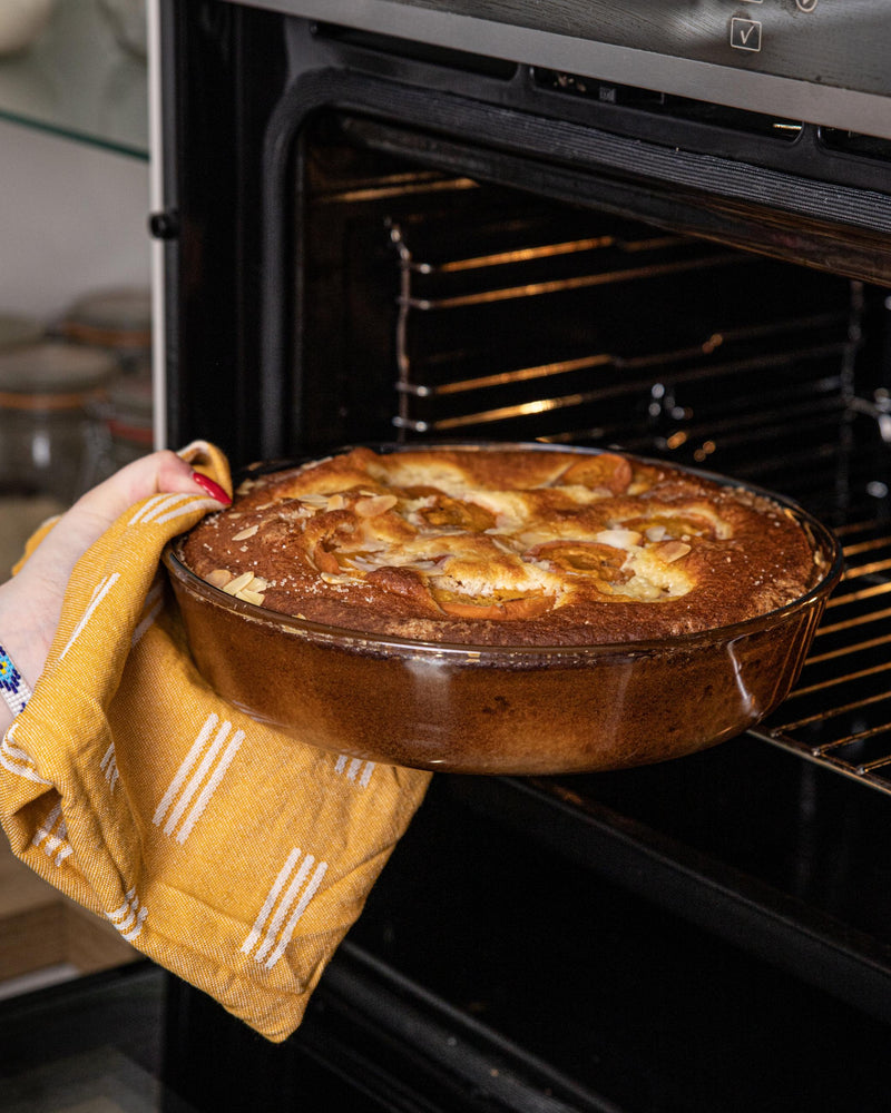 Cake tins