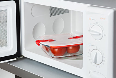 211PH00 cook 20 20heat square 20dish 20with 20lid In 20situation HD12 adf534f8 40de 4b3e aa62 d1aa3c8ec5ec