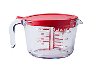 Glass measuring jug with lid 1L