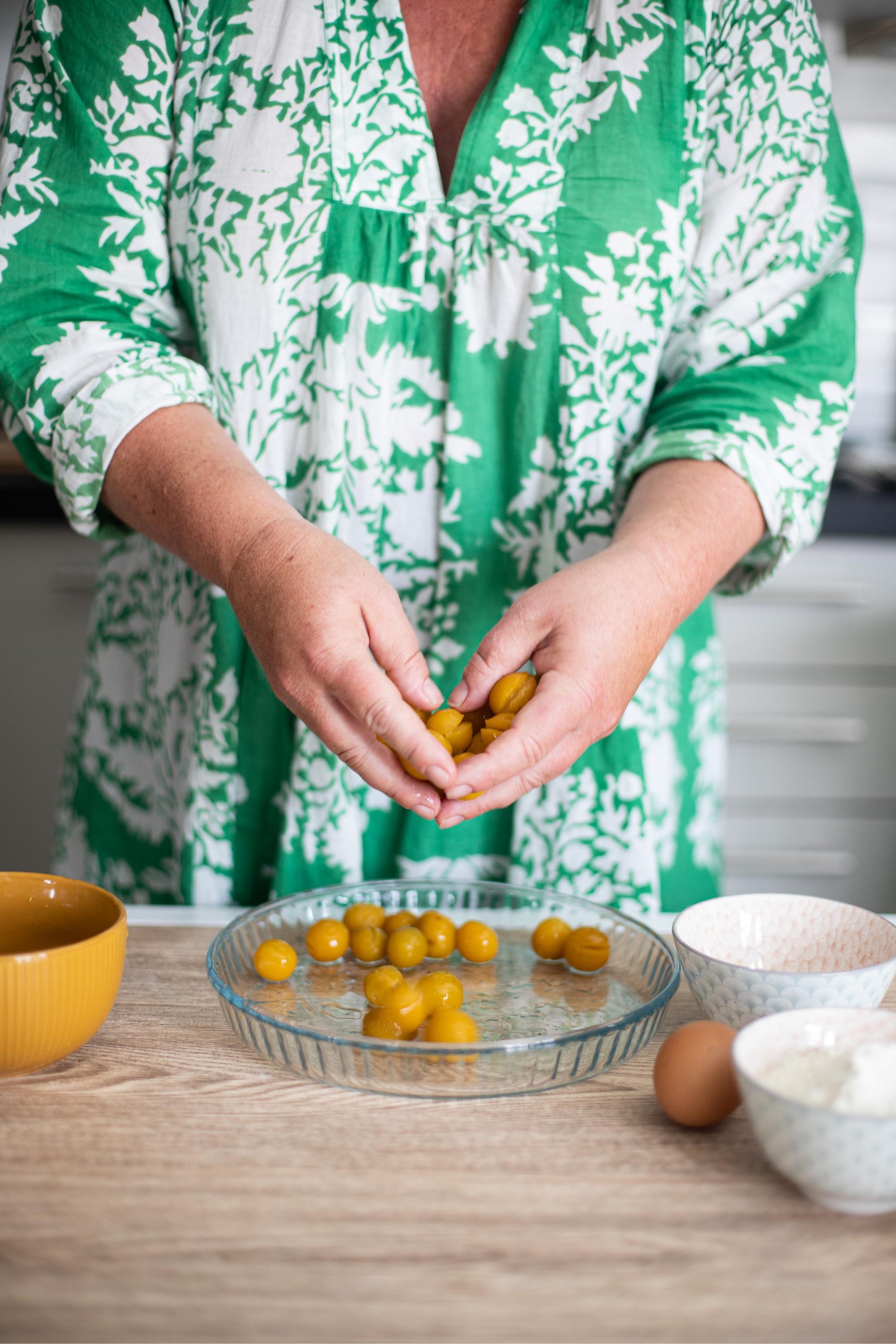 Glass round tart tin
