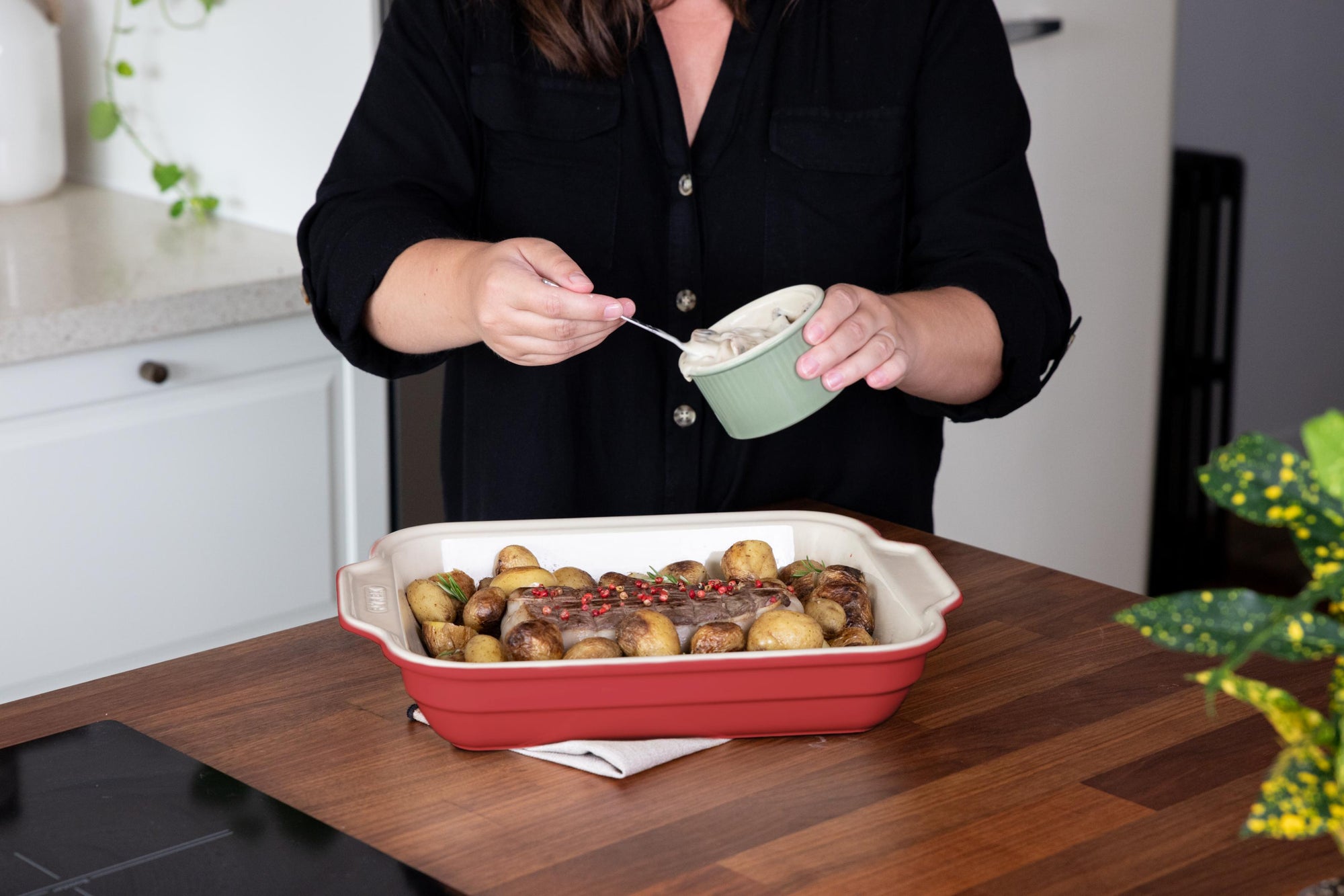 Rectangular ceramic oven dish Creation