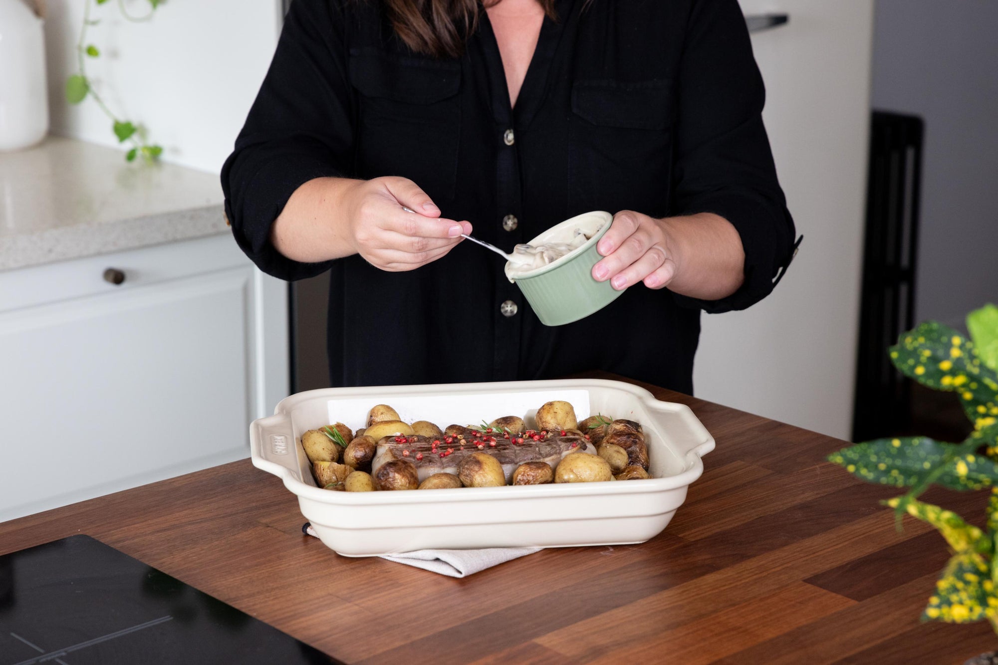 Rectangular ceramic oven dish Creation