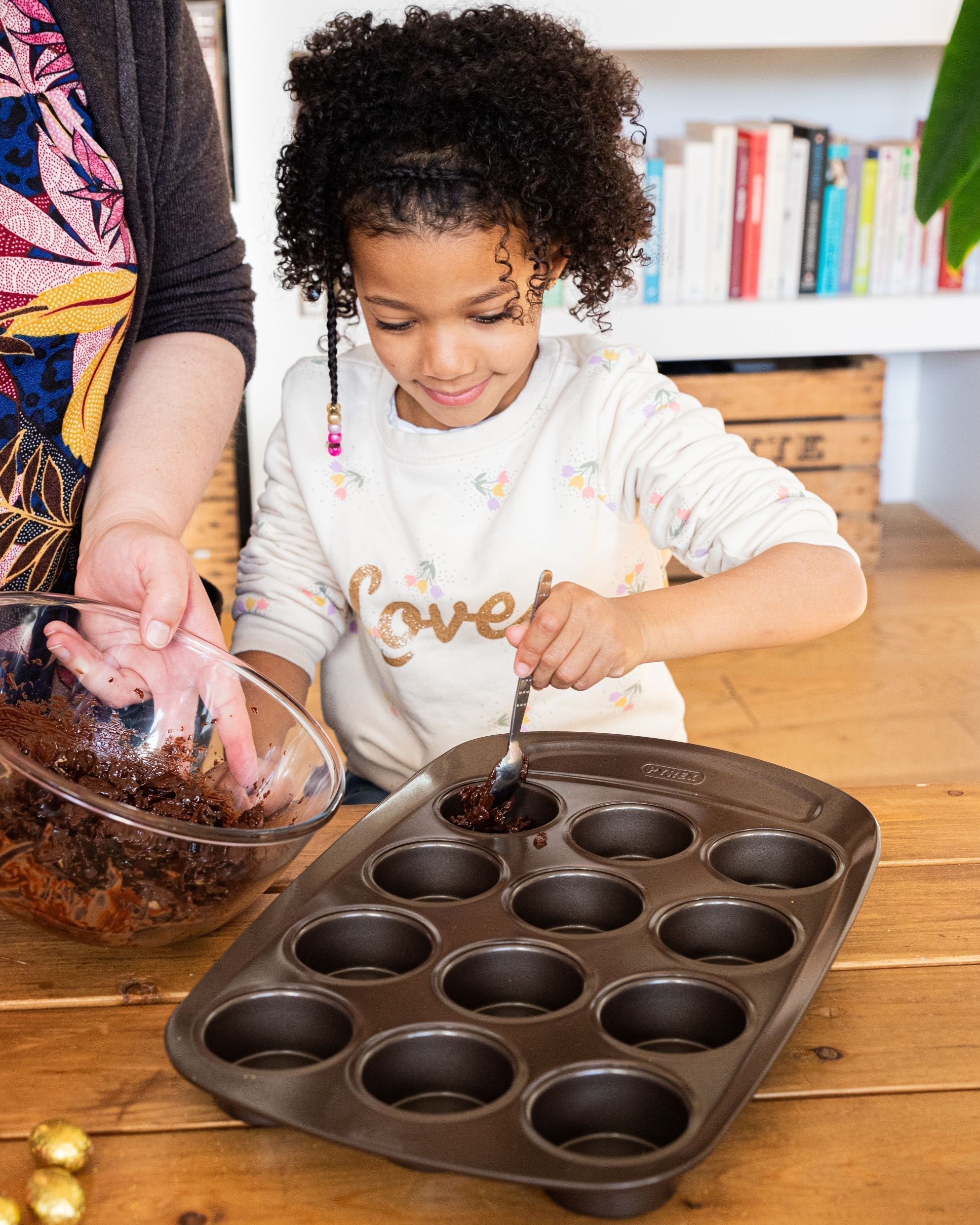 Muffin Cupcake tray Pyrex