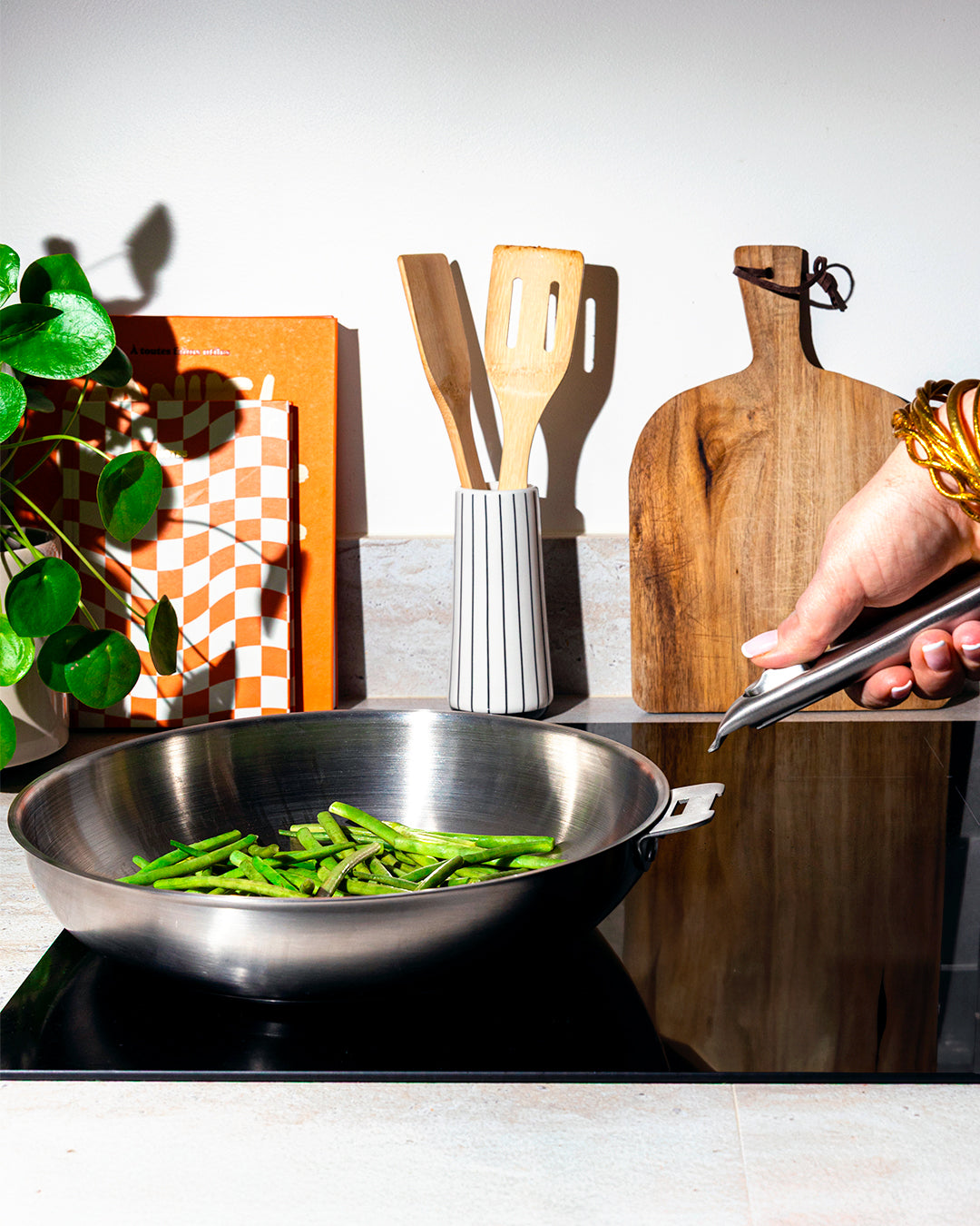 Stainless steel saucepan with lid removable handle - Infinity