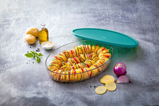 Oval glass family oven dish with lid for 4/5 people - Cook & Store