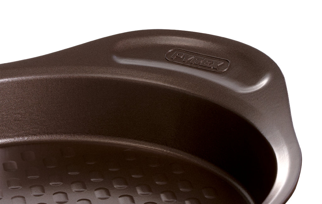 asimetriA - Metal cake tin with easy grip